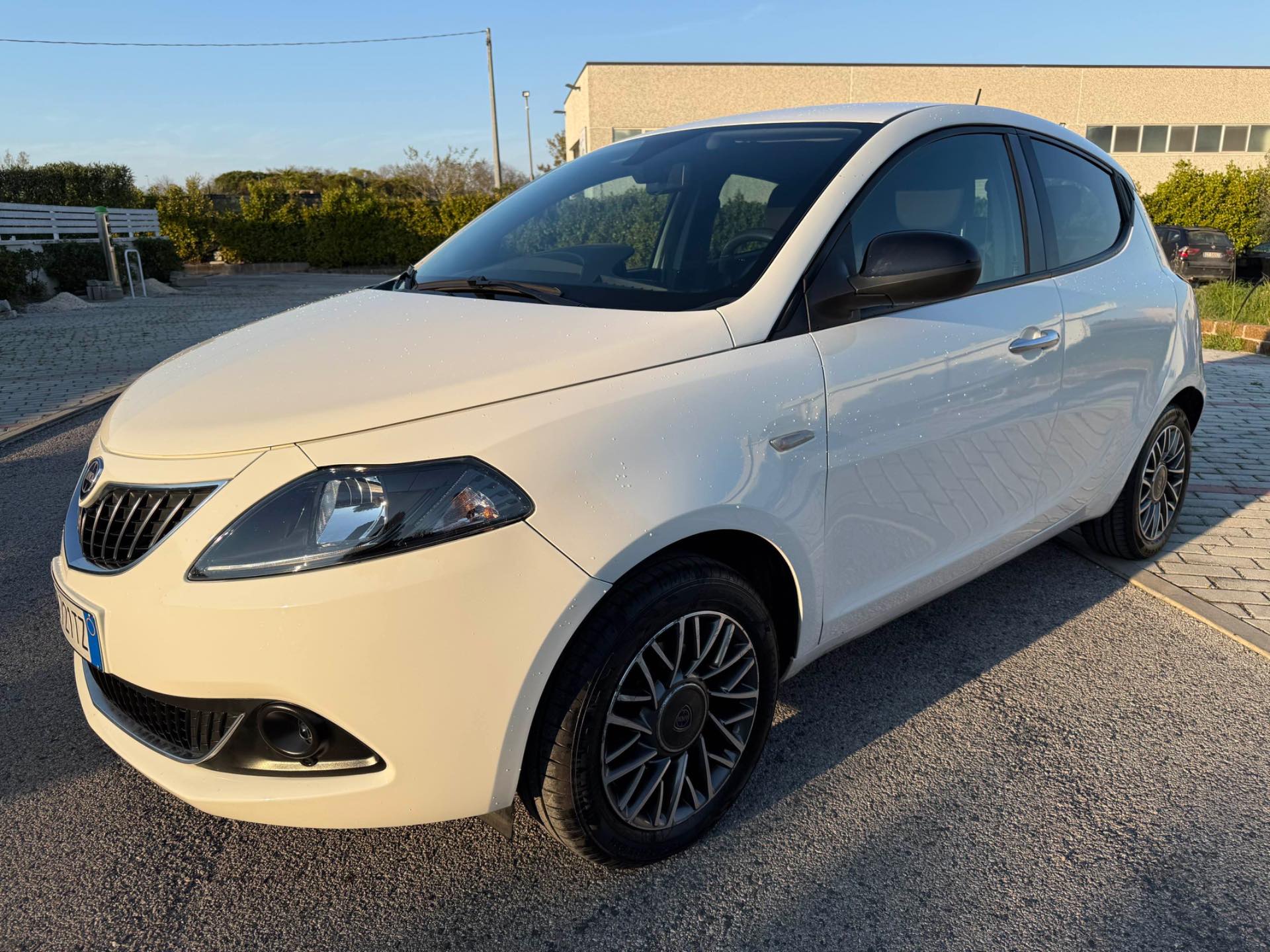 Lancia Ypsilon