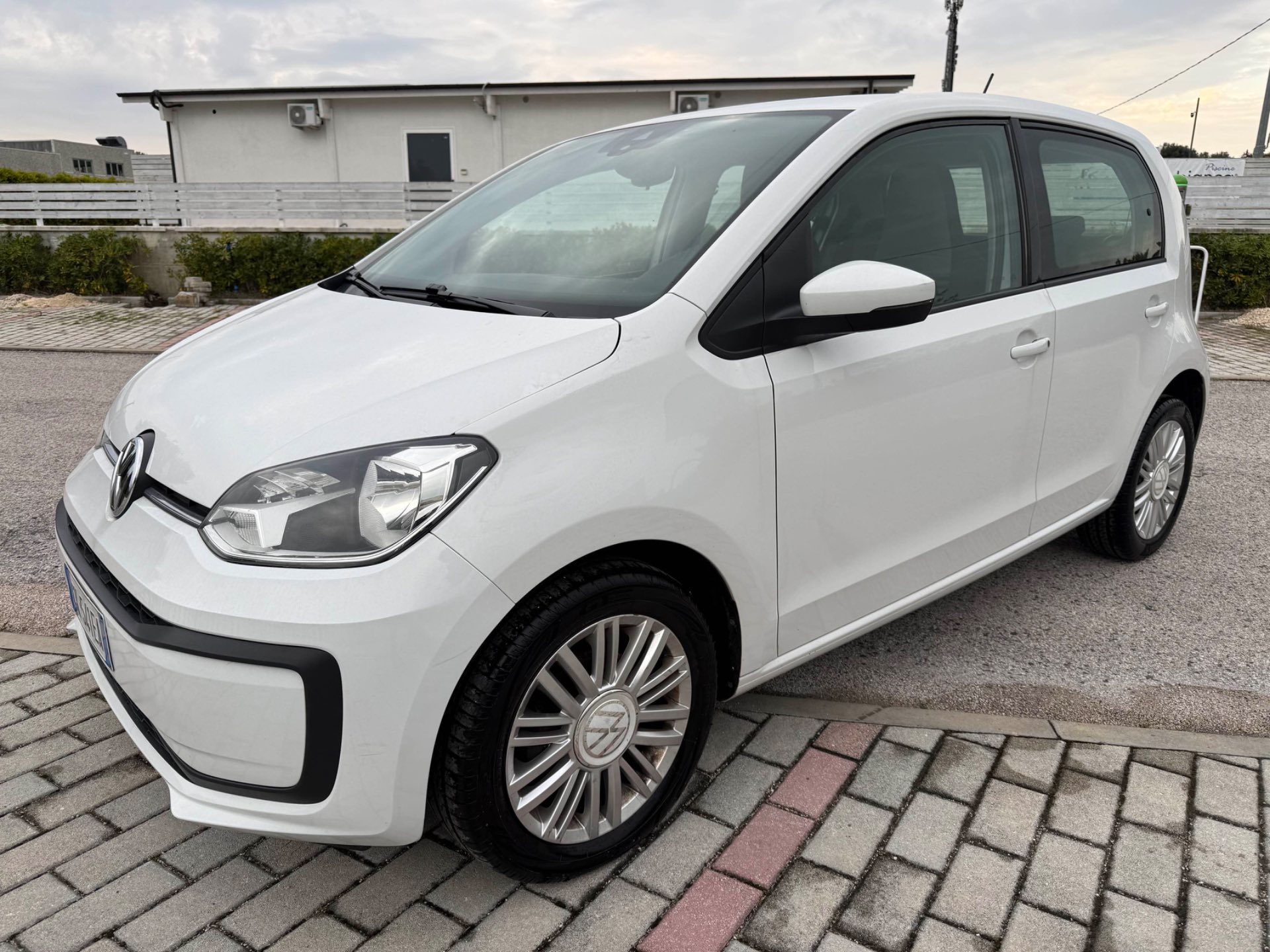 Volkswagen up!